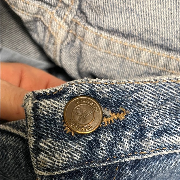 Vintage 90s wrangler ultra high rise relaxed leg Blue women’s Jeans- so cool - Picture 3 of 9